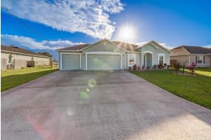 4631 SW Athena Drive, Port Saint Lucie, FL 34953 - MLS#R10891403