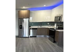 410 NE 36th Street   6, Oakland Park, FL 33334 Sold 10/27/23