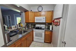7503 NW 67th Avenue, Tamarac, FL 33321 Sold 08/14/23
