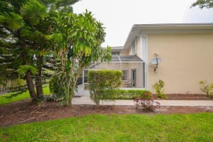 1546 N Lawnwood Circle Fort Pierce, FL 34950 Sold 06/30/23