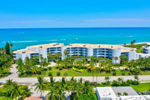 2001 SE Sailfish Point Boulevard 216, Stuart, FL 34996 Sold 05/16/25