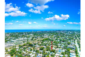 222 NE 12th Street, Delray Beach, FL 33444 Sold 07/24/23