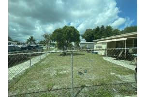 431 Pensacola Drive Drive Lake Worth, FL 33462 Sold 07/13/23