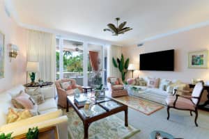 315 S Lake Drive   2f, Palm Beach, FL 33480 Sold 01/08/24