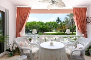 315 S Lake Drive   2f, Palm Beach, FL 33480 Sold 01/08/24