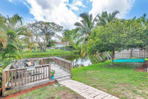 1304  Waterway Cove Drive, Wellington, FL 33414 Sold 06/29/23