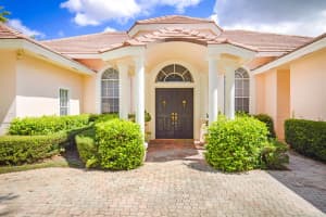 2557  Seminole Circle, West Palm Beach, FL 33409 Sold 08/31/23