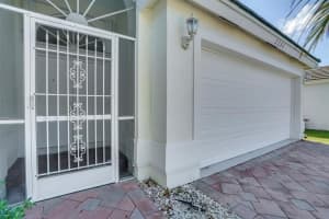 2206  Country Golf Drive, Wellington, FL 33414 Sold 06/27/23