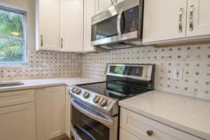 2950 SE Ocean Blvd    41-3, Stuart, FL 34996 Sold 06/23/23