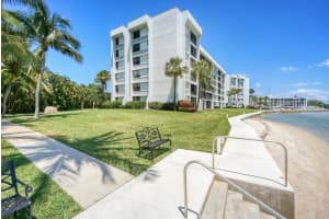 1542  Jupiter Cove Drive   503c, Jupiter, FL 33469 Sold 09/08/23