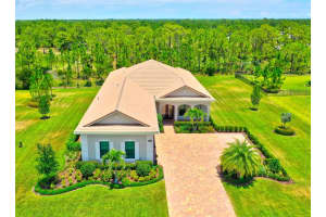 5733 SW Star Apple Street, Palm City, FL 34990 Sold 07/14/23