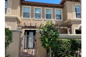 3124 Waterside Circle, Boynton Beach, FL 33435 Sold 08/20/24