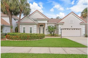 159  Oakwood Lane, Palm Beach Gardens, FL 33410 Sold 07/12/23