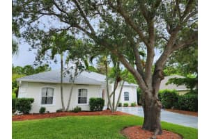 467 NW Emilia Way, Jensen Beach, FL 34957 Sold 06/30/23