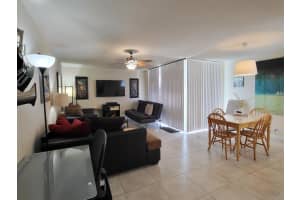 825  Egret Circle   411, Delray Beach, FL 33444 Sold 09/05/23