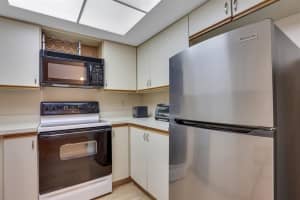 330 SW South River Drive   204, Stuart, FL 34997 Sold 06/30/23