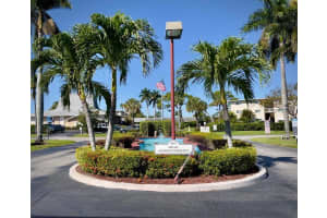 MLS# R10892622, Lake Worth, Florida 33461