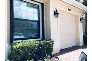 9839 E Villa Circle, Vero Beach, FL 32966 Sold 07/18/23