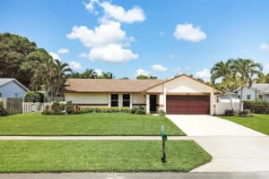 201  Dove Circle, Royal Palm Beach, FL 33411 Sold 07/18/23