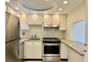 342 Southwind Drive 117, North Palm Beach, FL 33408 Sold 02/15/24