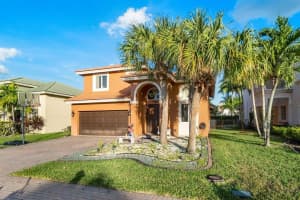 120 Sarona Cir, Royal Palm Beach, FL 33411, Sold 08/11/23
