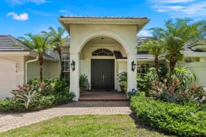 5019 SW Elk River Court, Palm City, FL 34990 Sold 07/26/23