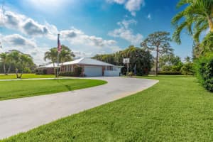 1738 NW Palmetto Terrace, Stuart, FL 34994 Sold 08/11/23