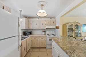 711  Lori Drive   211, Palm Springs, FL 33461 Sold 08/09/23
