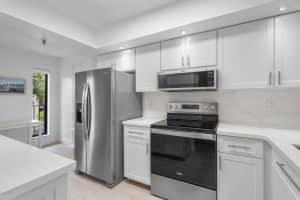 18  Royal Palm Way    304, Boca Raton, FL 33432 Sold 07/27/23