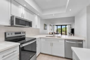 18  Royal Palm Way    304, Boca Raton, FL 33432 Sold 07/27/23