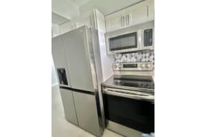 20 SE 13th Street   B2, Boca Raton, FL 33432 Sold 09/03/24