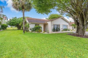 844  Lago Road, Delray Beach, FL 33445 Sold 07/18/23