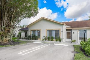 840  Lago Road, Delray Beach, FL 33445 Sold 07/03/23