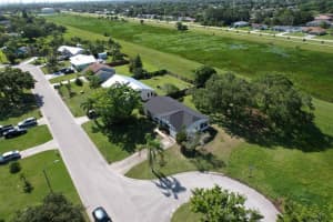 1565 SE South Balcourt Court, Port St Lucie, FL 34952 Sold 08/11/23