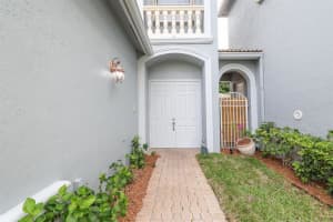 6862  Houlton Circle, Lake Worth Beach, FL 33467 Sold 12/18/23