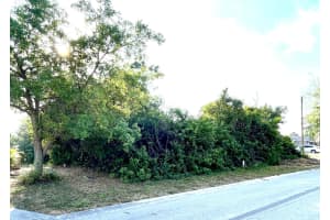 2336 13th Avenue, Vero Beach, FL 32962 - MLS#R10893610