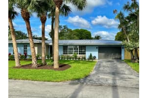 315 NW 11th Avenue, Boca Raton, FL 33486 Sold 08/07/23