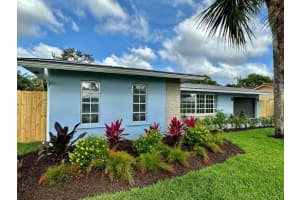 315 NW 11th Avenue, Boca Raton, FL 33486 Sold 08/07/23