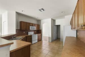 5833  Gypsum Place, West Palm Beach, FL 33413 Sold 09/20/23