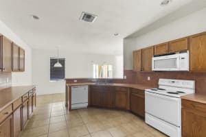 5833  Gypsum Place, West Palm Beach, FL 33413 Sold 09/20/23