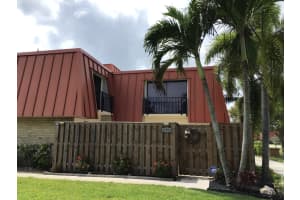 3250  Meridian Way  S C, Palm Beach Gardens, FL 33410 Sold 08/31/23