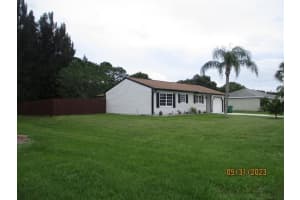 1301 SE Belcrest Street, Port St Lucie, FL 34952 Sold 12/15/23