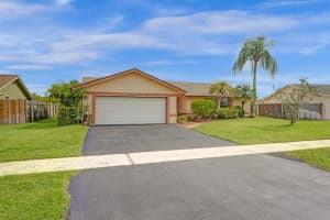 9722  Richmond Circle, Boca Raton, FL 33434 Sold 07/14/23