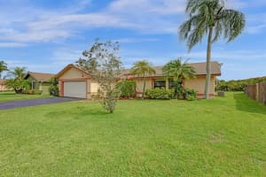 9722  Richmond Circle, Boca Raton, FL 33434 Sold 07/14/23