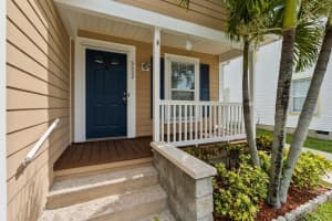 3332 N Park Drive, Fort Pierce, FL 34982 Sold 06/20/23