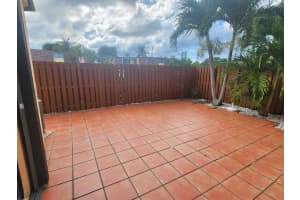 61  Springdale Circle, Palm Springs, FL 33461 Sold 07/20/23