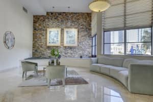 600  Parkview Drive   819, Hallandale Beach, FL 33009 Sold 08/28/23