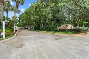 MLS# R10894195, Palm Beach Gardens, Florida 33418