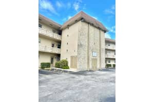 5000 NW 36th Street    411, Lauderdale Lakes, FL 33319 Sold 08/03/23