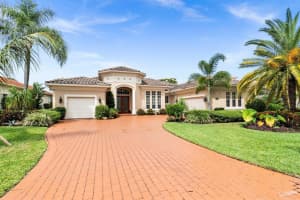 263 SW Hatteras Court, Palm City, FL 34990 Sold 07/26/23